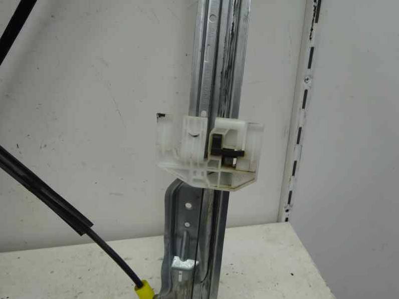 ELEVALUNAS DELANTERO IZQUIERDO CITROEN C5 BERLINA 2003 2.0 16V (136 CV)