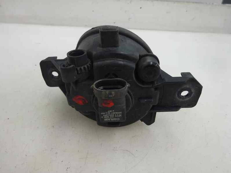 FARO ANTINIEBLA IZQUIERDO RENAULT CLIO II FASE II 2005 1.2 (75 CV)