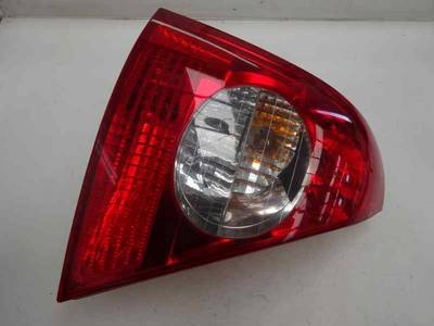 PILOTO TRASERO IZQUIERDO RENAULT CLIO II FASE II 2005 1.2 (75 CV)