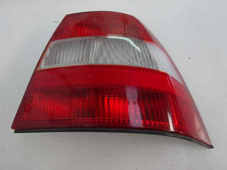 PILOTO TRASERO DERECHO OPEL VECTRA B BERLINA 1998 2.0 DTI (101 CV)