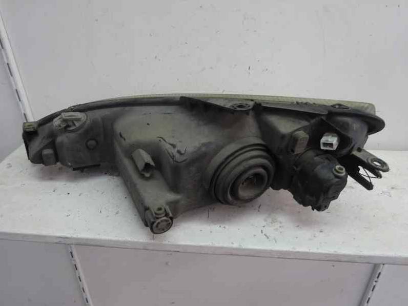 FARO DERECHO PEUGEOT 206 BERLINA 2000 1.9 D (69 CV)