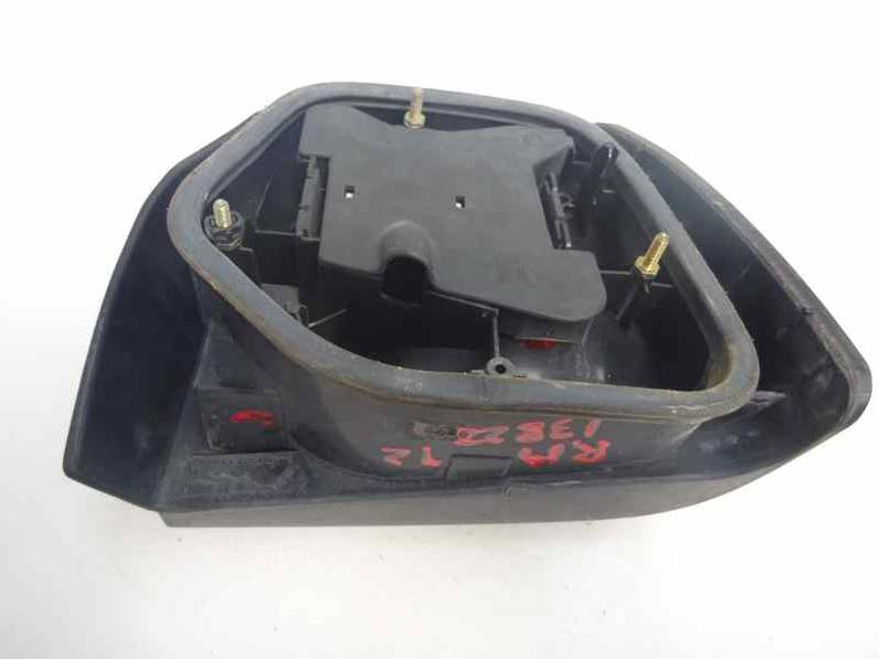 PILOTO TRASERO IZQUIERDO RENAULT 19 1992