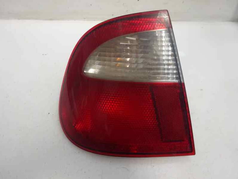 PILOTO TRASERO IZQUIERDO SEAT CORDOBA BERLINA 2000 1.9 TDI (90 CV)