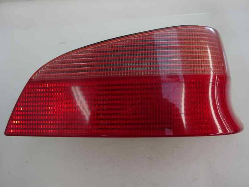 PILOTO TRASERO DERECHO PEUGEOT 106 1997 1.5 D (57 CV)