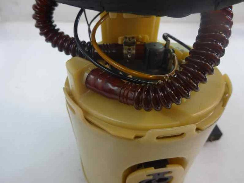 BOMBA COMBUSTIBLE VOLKSWAGEN POLO BERLINA 1998 1.4 (60 CV)