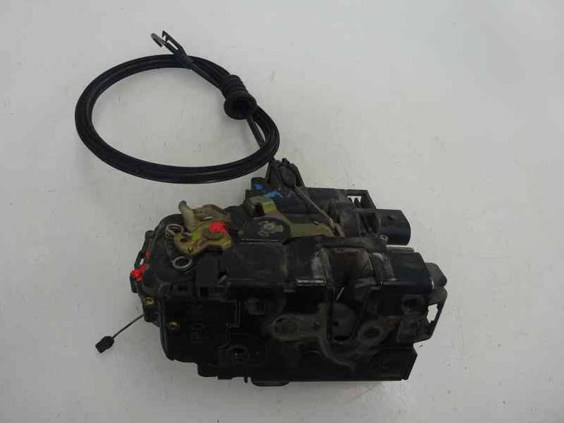 CERRADURA PUERTA DELANTERA IZQUIERDA VOLKSWAGEN GOLF IV BERLINA 1999 1.6 (101 CV)
