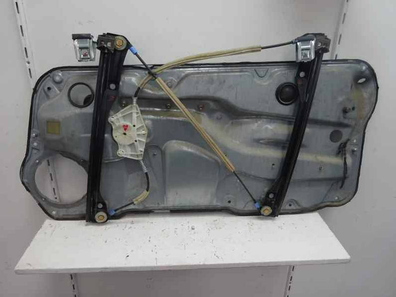 ELEVALUNAS DELANTERO IZQUIERDO VOLKSWAGEN GOLF IV BERLINA 1999 1.6 (101 CV)