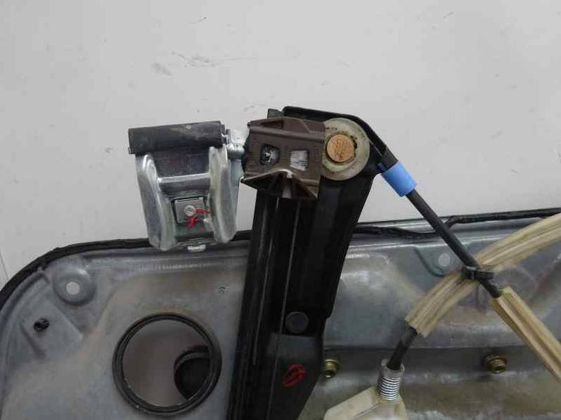 ELEVALUNAS DELANTERO IZQUIERDO VOLKSWAGEN GOLF IV BERLINA 1999 1.6 (101 CV)