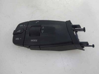 MANDO MULTIFUNCION SEAT IBIZA 2015 1.2 TSI (105 CV)