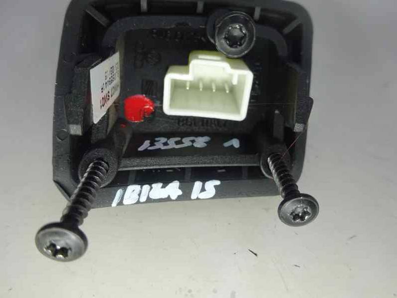 MANDO MULTIFUNCION SEAT IBIZA 2015 1.2 TSI (105 CV)