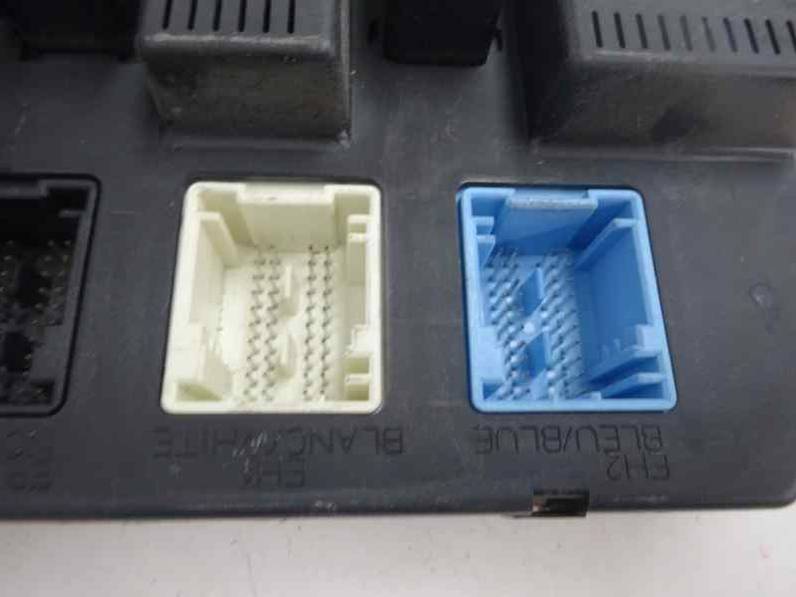 CAJA RELES FUSIBLES PEUGEOT 207 2007 1.4 16V (88 CV)