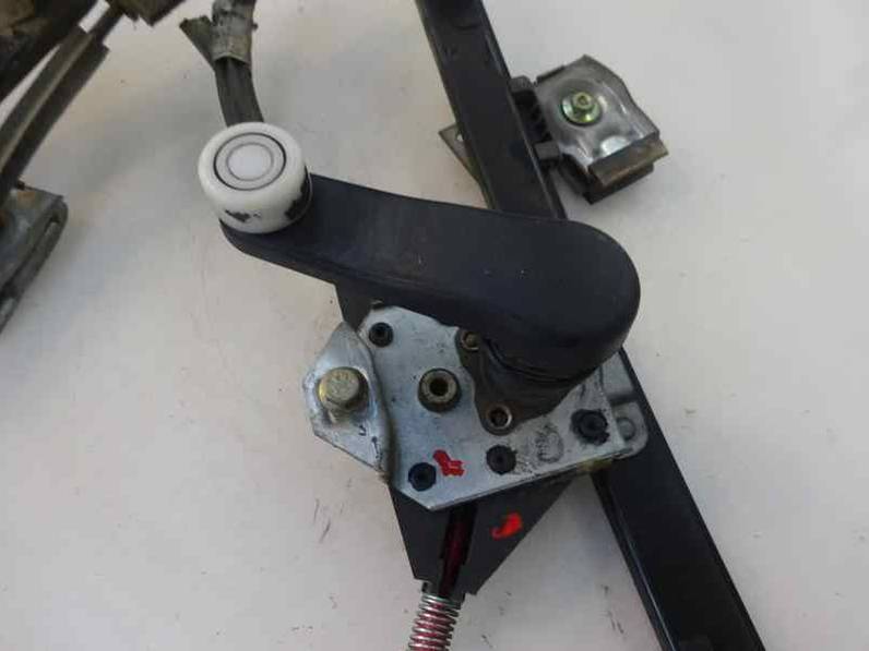 ELEVALUNAS DELANTERO DERECHO SEAT INCA 2003 1.9 SDI