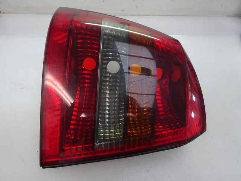 PILOTO TRASERO IZQUIERDO OPEL ASTRA G BERLINA 1998 1.7 TURBODIESEL (68 CV)