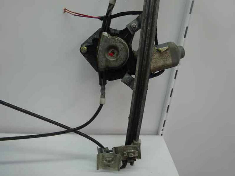 ELEVALUNAS DELANTERO IZQUIERDO SEAT CORDOBA BERLINA 2001 1.4 16V (75 CV)