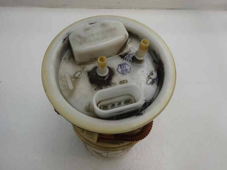 BOMBA COMBUSTIBLE VOLKSWAGEN POLO BERLINA 2000 1.4 16V (75 CV)