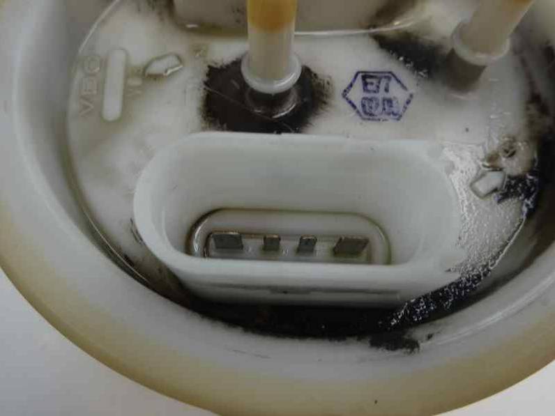 BOMBA COMBUSTIBLE VOLKSWAGEN POLO BERLINA 2000 1.4 16V (75 CV)