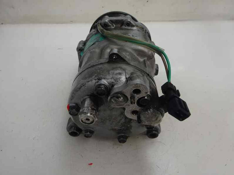 COMPRESOR AIRE ACONDICIONADO VOLKSWAGEN POLO BERLINA 2000 1.4 16V (75 CV)
