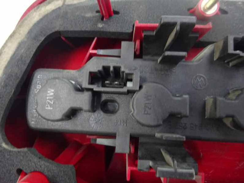 PILOTO TRASERO DERECHO VOLKSWAGEN POLO BERLINA 2000 1.4 16V (75 CV)