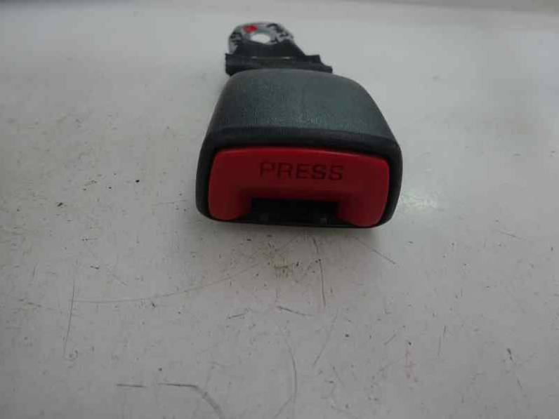 CINTURON SEGURIDAD TRASERO IZQUIERDO PEUGEOT 107 2009 1.0 (68 CV)