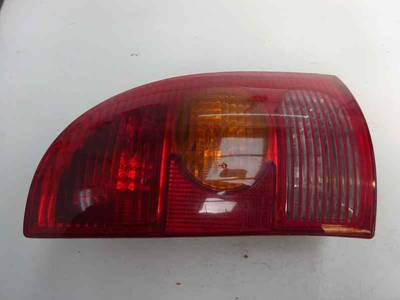 PILOTO TRASERO DERECHO RENAULT MEGANE I FASE 2 GANDTOUR 2003 1.9 DTI D (80 CV)