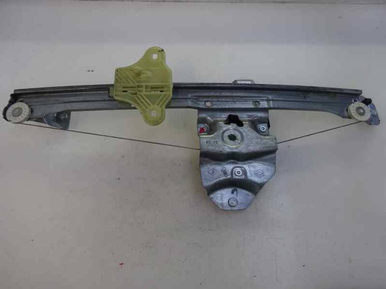 ELEVALUNAS DELANTERO DERECHO RENAULT CLIO IV 2015 1.5 DCI D FAP (90 CV)