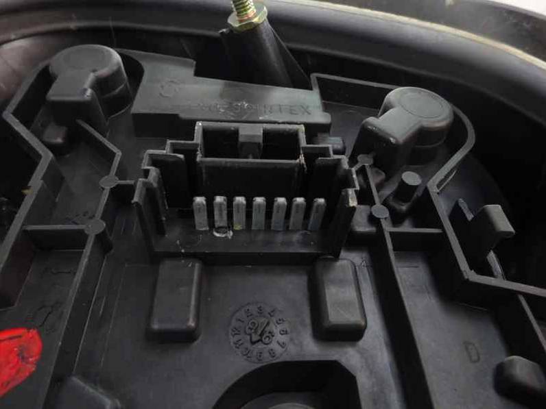 PILOTO TRASERO DERECHO RENAULT MEGANE I CLASSIC 1998 1.9 D (64 CV)