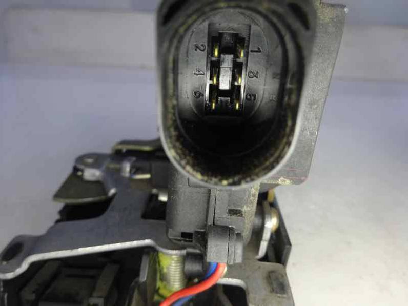 CERRADURA PUERTA TRASERA DERECHA VOLKSWAGEN GOLF IV VARIANT 2002 1.9 TDI (131 CV)