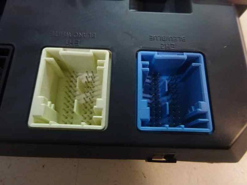 CAJA RELES FUSIBLES CITROEN C3 PICASSO 2009 1.6 16V HDI (90 CV)