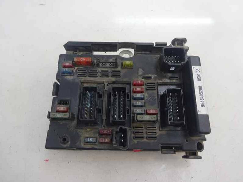 CAJA RELES FUSIBLES CITROEN XSARA BERLINA 2002 2.0 HDI (90 CV)