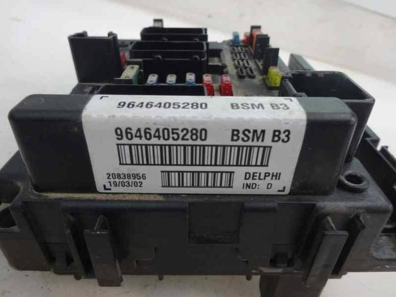 CAJA RELES FUSIBLES CITROEN XSARA BERLINA 2002 2.0 HDI (90 CV)