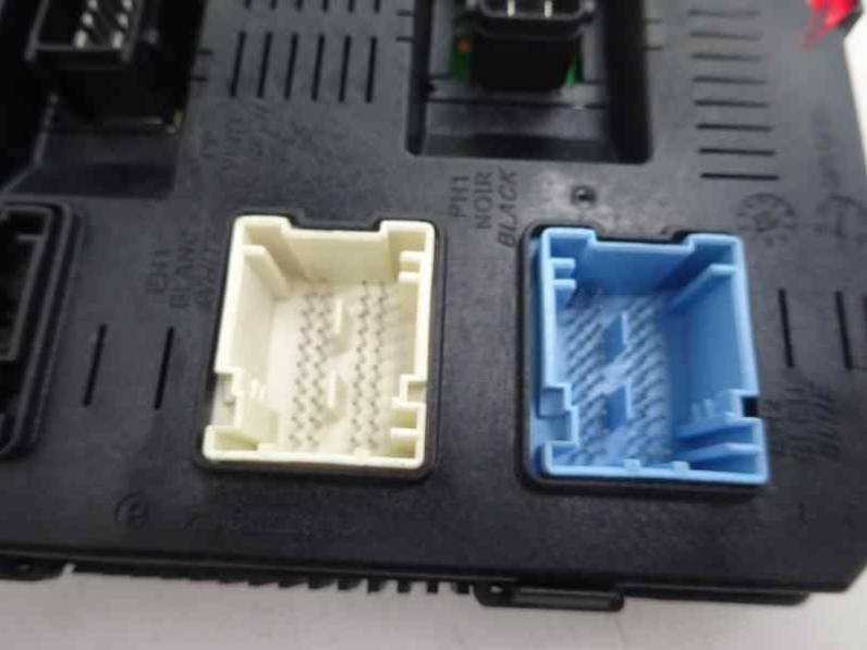 CAJA RELES FUSIBLES CITROEN C4 GRAND PICASSO 2007 1.6 16V HDI FAP (109 CV)