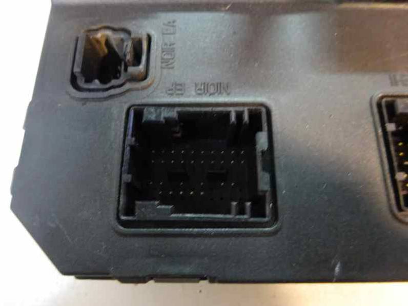 CAJA RELES FUSIBLES PEUGEOT 206 BERLINA 2003 1.9 D (69 CV)