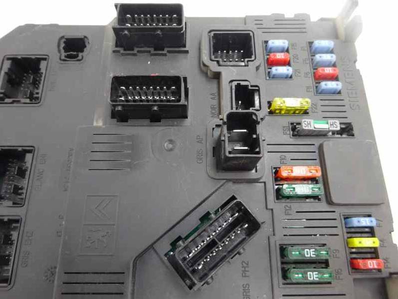 CAJA RELES FUSIBLES CITROEN XSARA PICASSO 2007 1.6 16V HDI FAP (109 CV)