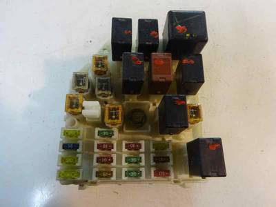 CAJA RELES FUSIBLES TOYOTA RAV 4 2002 2.0 TURBODIESEL (116 CV)