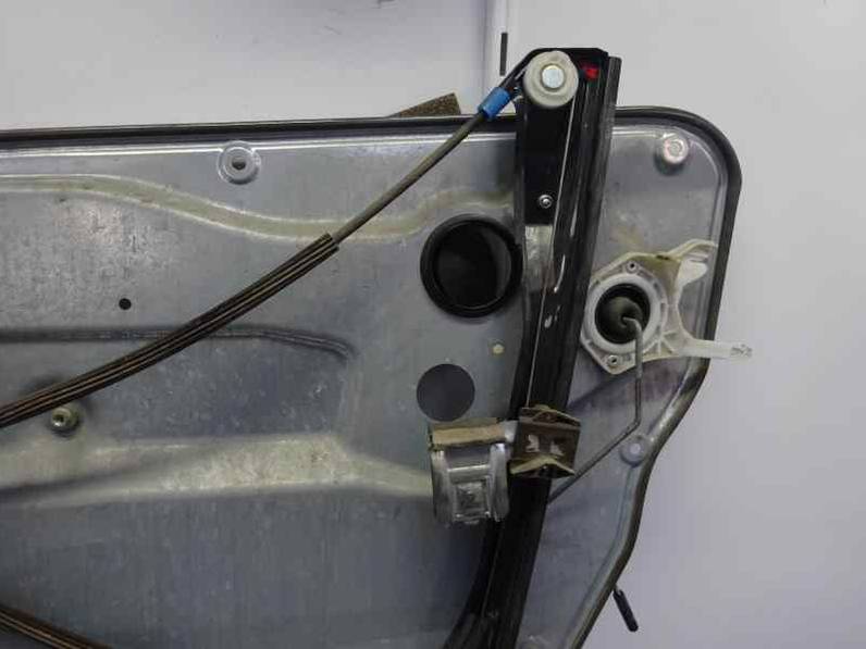 ELEVALUNAS DELANTERO IZQUIERDO SEAT IBIZA 2003 1.4 16V (75 CV)