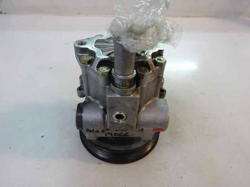 BOMBA DIRECCION VOLKSWAGEN POLO BERLINA 1998 1.4 (60 CV)