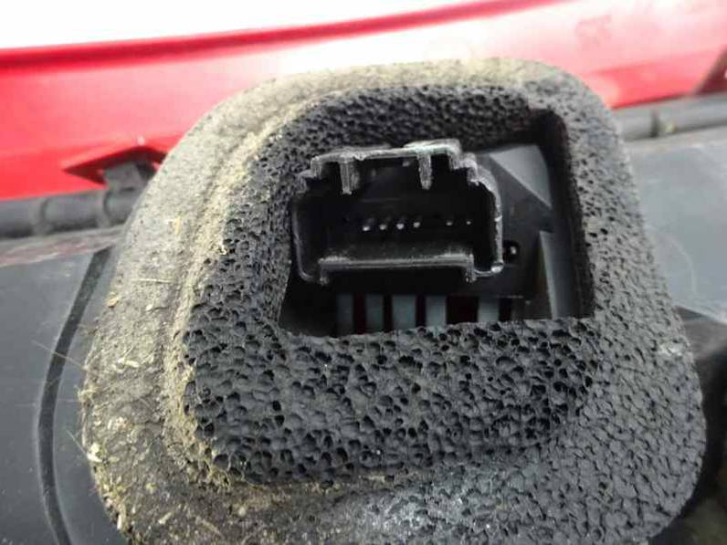 PILOTO TRASERO DERECHO PEUGEOT 107 2006 1.0 (68 CV)