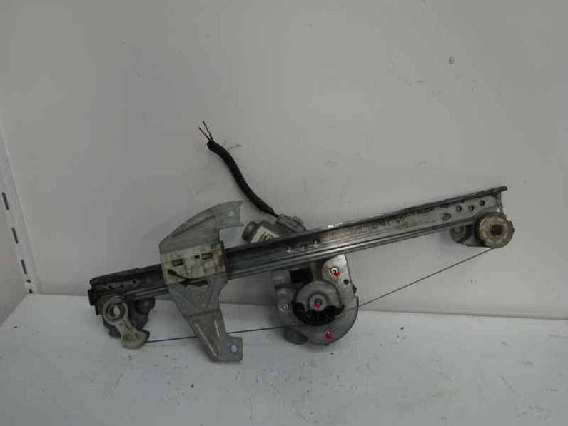 ELEVALUNAS DELANTERO DERECHO PEUGEOT 107 2006 1.0 (68 CV)