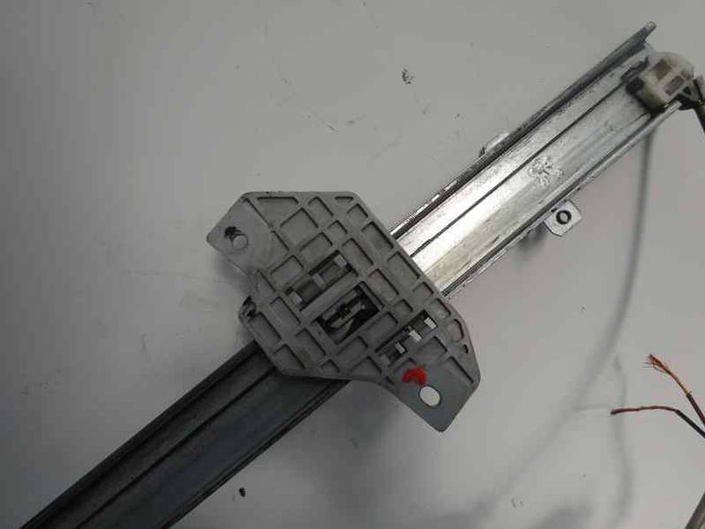 ELEVALUNAS DELANTERO IZQUIERDO HYUNDAI ATOS 1998 1.0 (54 CV)