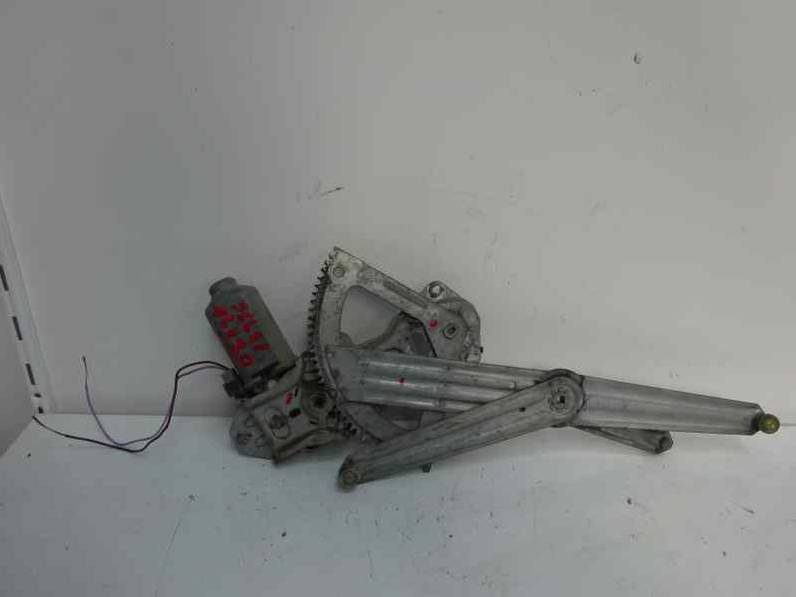 ELEVALUNAS DELANTERO IZQUIERDO PEUGEOT 205 BERLINA 1995 1769 (60 CV)