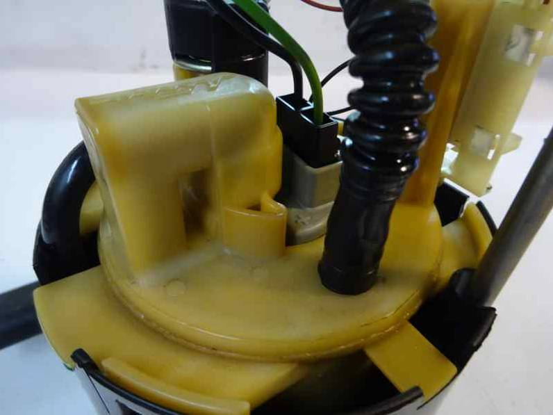 BOMBA COMBUSTIBLE FIAT PUNTO BERLINA 2002 1.2 (60 CV)