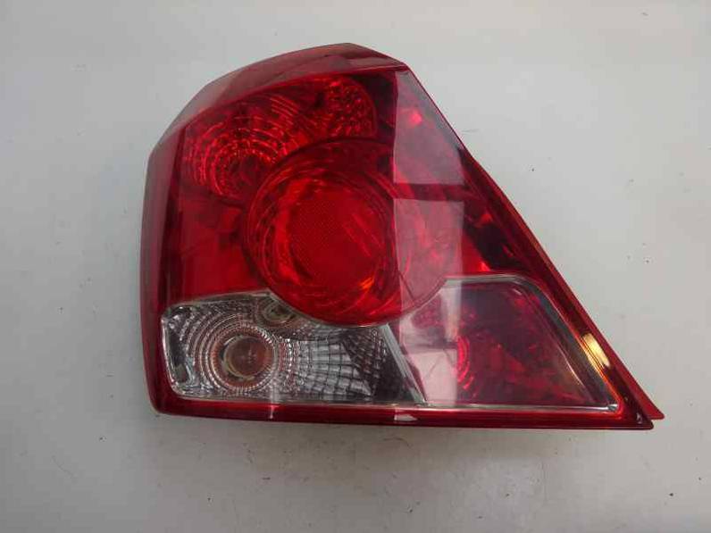 PILOTO TRASERO IZQUIERDO DAEWOO KALOS 2004 1.2 (72 CV)