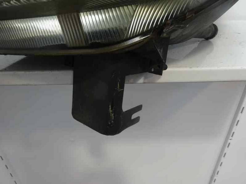 FARO IZQUIERDO CITROEN XSARA PICASSO 2001 2.0 HDI (90 CV)