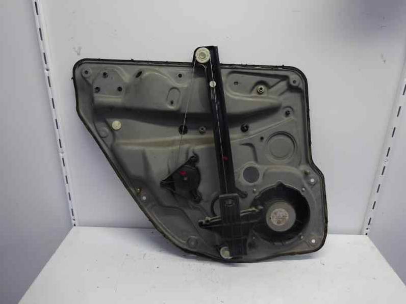 ELEVALUNAS TRASERO DERECHO VOLKSWAGEN GOLF IV BERLINA 2003 1.9 TDI (150 CV)