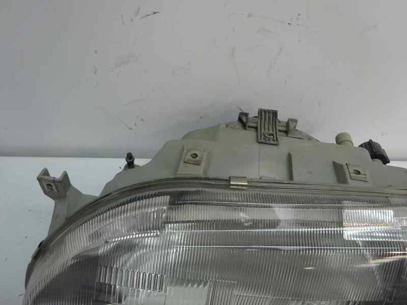 FARO IZQUIERDO RENAULT 19 1994