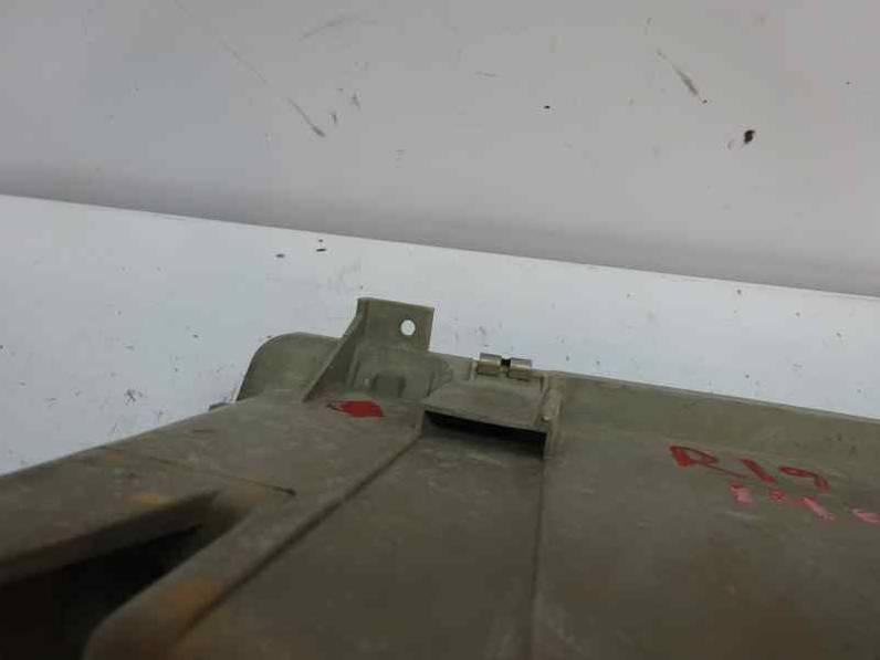 FARO DERECHO RENAULT 19 1994