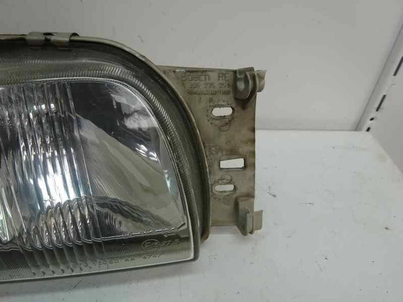 FARO DERECHO FORD FIESTA BERLINA 1998 1.25 16V (75 CV)