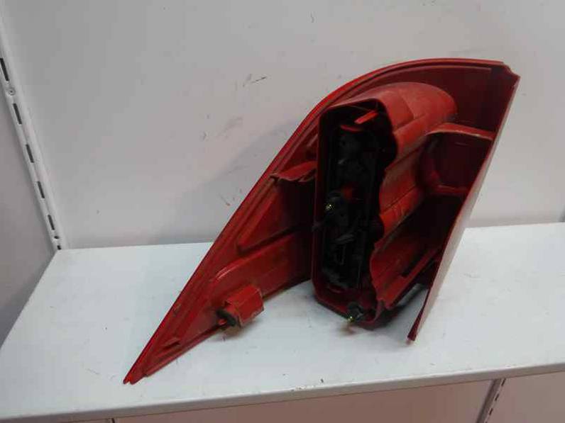 PILOTO TRASERO IZQUIERDO PEUGEOT 1007 2005 1.6 16V (109 CV)