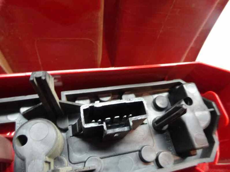 PILOTO TRASERO DERECHO PEUGEOT 1007 2005 1.6 16V (109 CV)