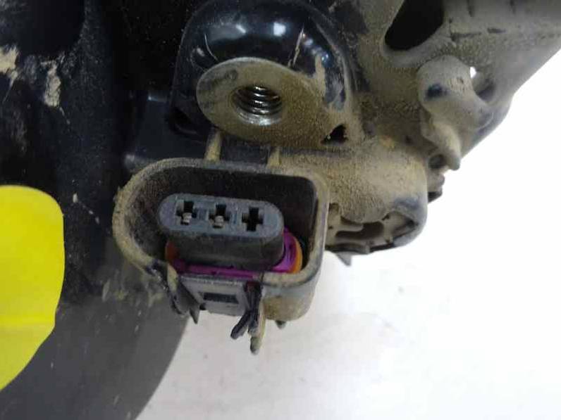 CERRADURA PUERTA TRASERA DERECHA VOLKSWAGEN CADDY KA KB 2011 1.6 TDI (75 CV)